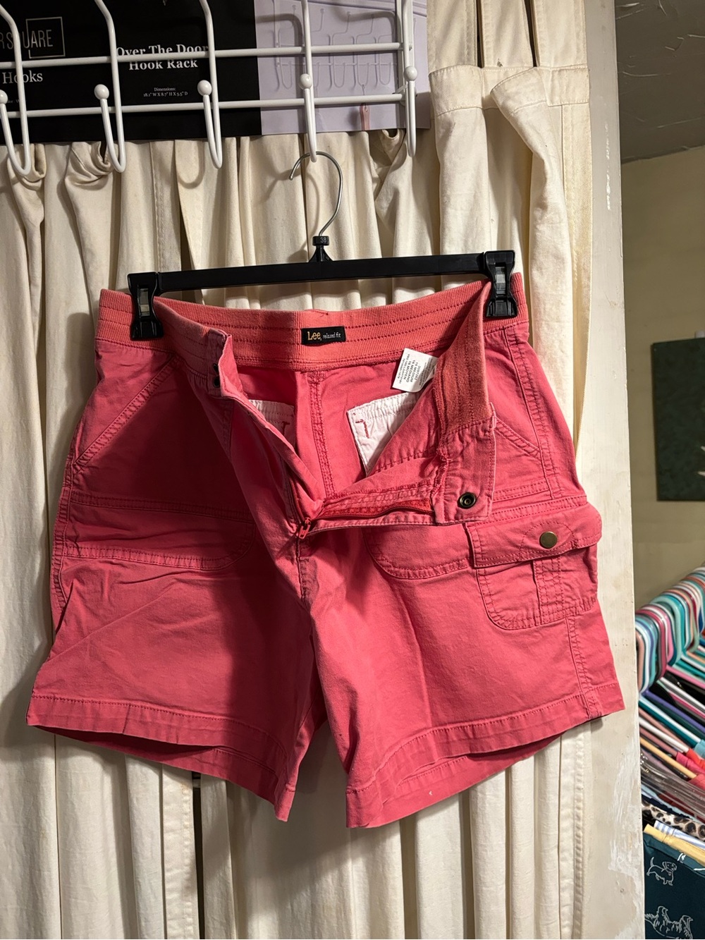 Lee Women's Cargo Shorts in Coral